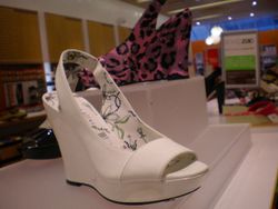 2009_04_14PAYLESS7